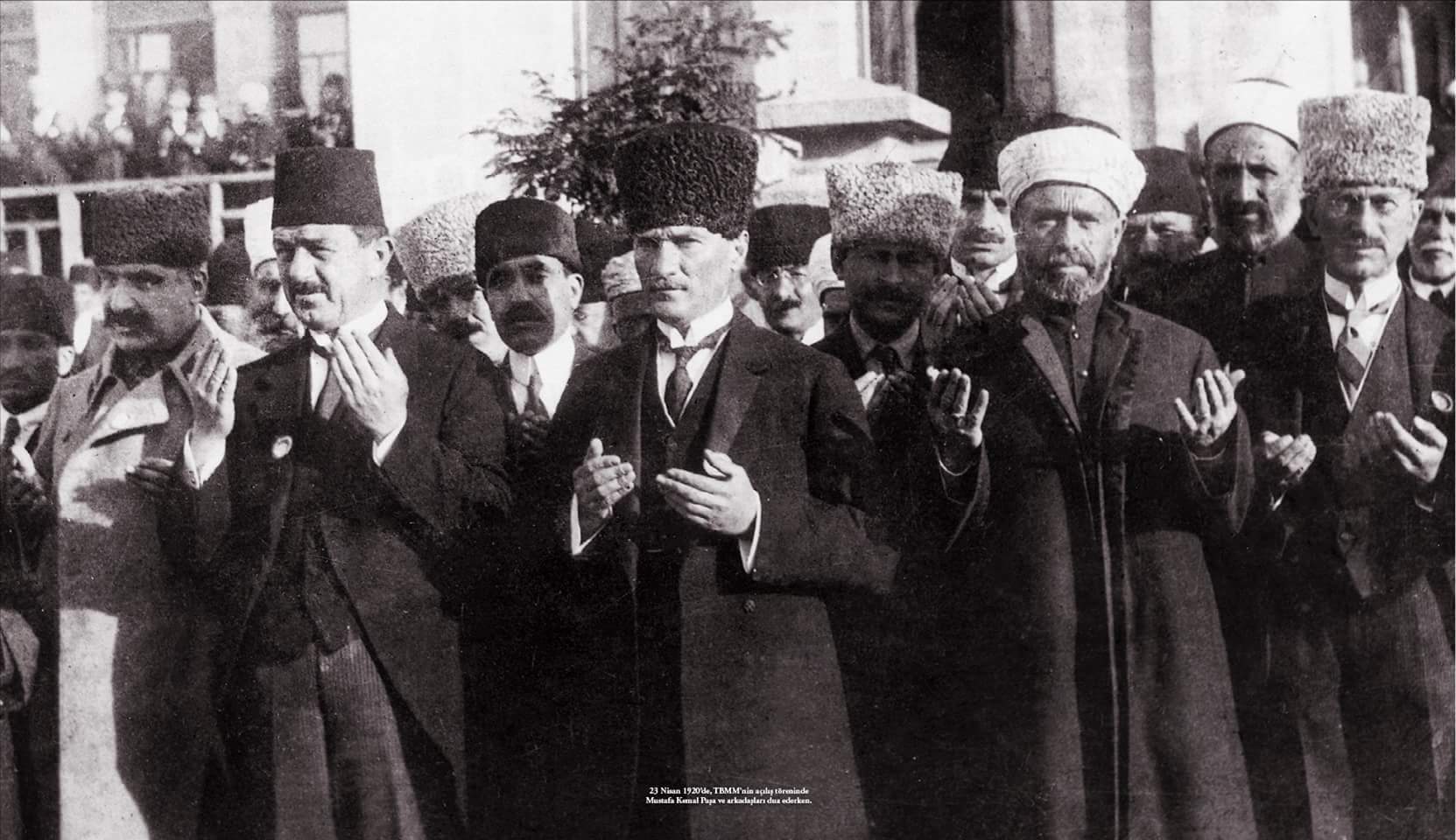 Atatürk’ün Din ve Laiklik üzerine sözleri