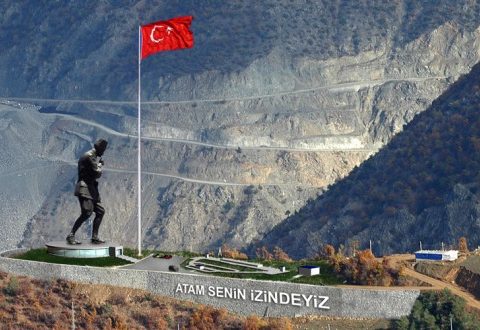 Mertlik tarihe Türk’ün armağanıdır